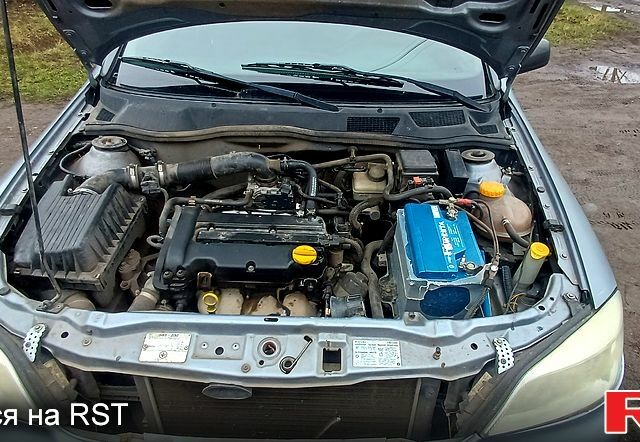 Сірий Опель Астра, об'ємом двигуна 1.4 л та пробігом 300 тис. км за 2000 $, фото 5 на Automoto.ua