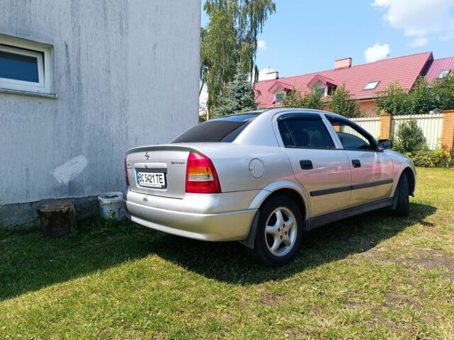 Сірий Опель Астра, об'ємом двигуна 1.4 л та пробігом 225 тис. км за 2700 $, фото 2 на Automoto.ua