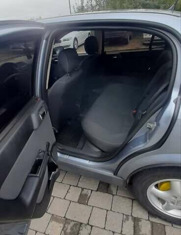 Сірий Опель Астра, об'ємом двигуна 1.6 л та пробігом 200 тис. км за 3600 $, фото 10 на Automoto.ua