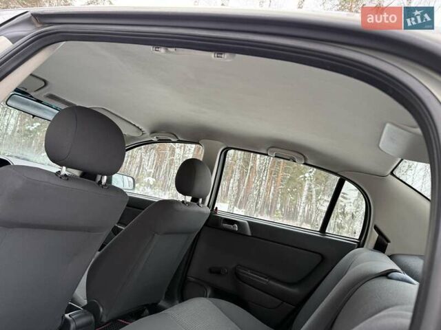 Сірий Опель Астра, об'ємом двигуна 1.6 л та пробігом 221 тис. км за 4000 $, фото 15 на Automoto.ua