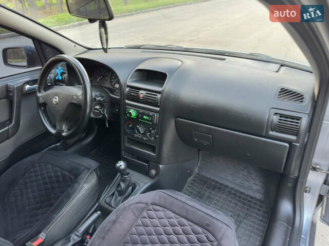 Сірий Опель Астра, об'ємом двигуна 1.6 л та пробігом 250 тис. км за 3600 $, фото 19 на Automoto.ua