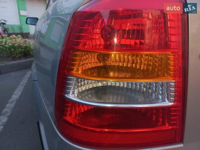 Серый Опель Астра, объемом двигателя 1.36 л и пробегом 175 тыс. км за 4500 $, фото 8 на Automoto.ua