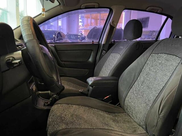 Сірий Опель Астра, об'ємом двигуна 1.4 л та пробігом 245 тис. км за 3650 $, фото 10 на Automoto.ua