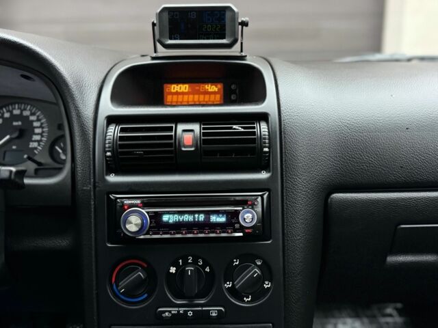 Сірий Опель Астра, об'ємом двигуна 1.6 л та пробігом 143 тис. км за 4900 $, фото 12 на Automoto.ua