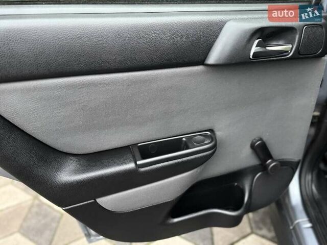 Сірий Опель Астра, об'ємом двигуна 1.6 л та пробігом 141 тис. км за 4950 $, фото 40 на Automoto.ua