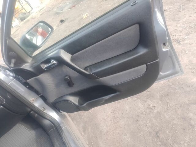 Сірий Опель Астра, об'ємом двигуна 0 л та пробігом 200 тис. км за 2000 $, фото 3 на Automoto.ua