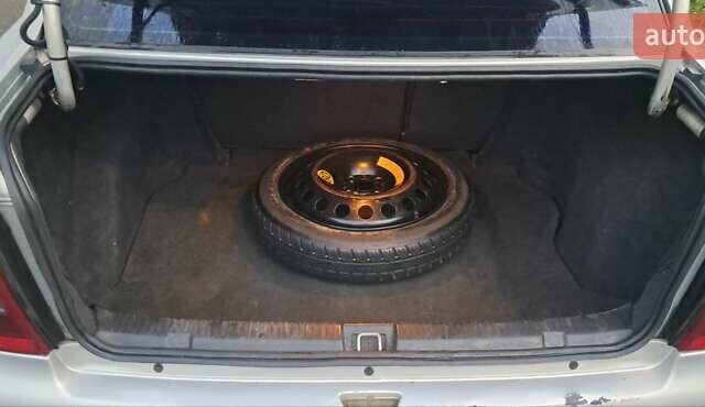 Серый Опель Астра, объемом двигателя 1.39 л и пробегом 202 тыс. км за 3000 $, фото 8 на Automoto.ua