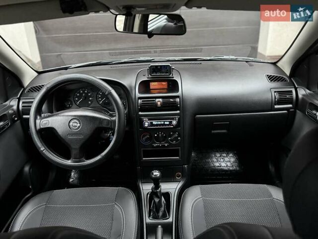 Сірий Опель Астра, об'ємом двигуна 1.6 л та пробігом 141 тис. км за 4950 $, фото 24 на Automoto.ua