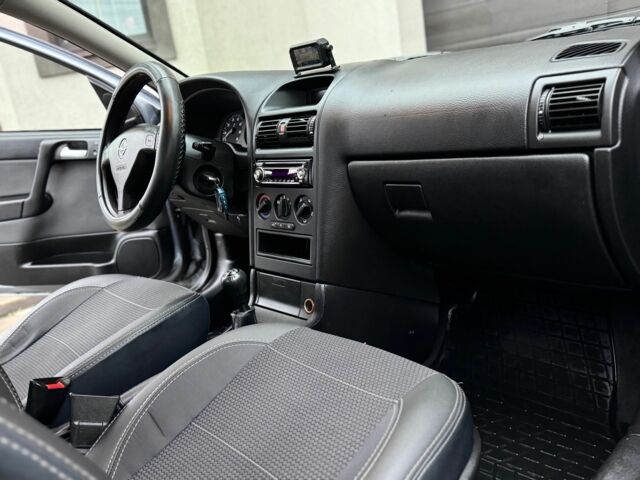 Сірий Опель Астра, об'ємом двигуна 1.6 л та пробігом 143 тис. км за 4900 $, фото 14 на Automoto.ua