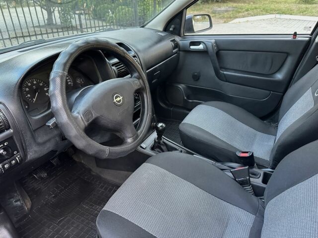 Опель Астра 2007 в Кропивницком (Кировограде) на Automoto.ua Серый Опель Астра, объемом двигателя 1.4 л и пробегом 212 тыс. км за 3750 $, фото 7 на Automoto.ua