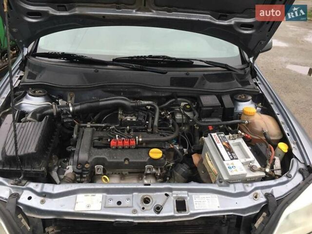 Сірий Опель Астра, об'ємом двигуна 1.36 л та пробігом 183 тис. км за 3700 $, фото 4 на Automoto.ua