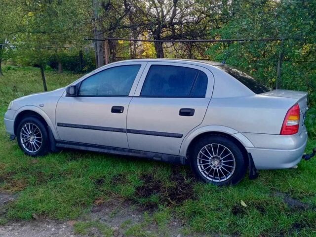 Сірий Опель Астра, об'ємом двигуна 1.4 л та пробігом 300 тис. км за 3500 $, фото 2 на Automoto.ua
