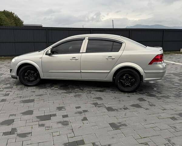 Опель Астра 2007 в Калуше на Automoto.ua Серый Опель Астра, объемом двигателя 1.6 л и пробегом 182 тыс. км за 4900 $, фото 6 на Automoto.ua