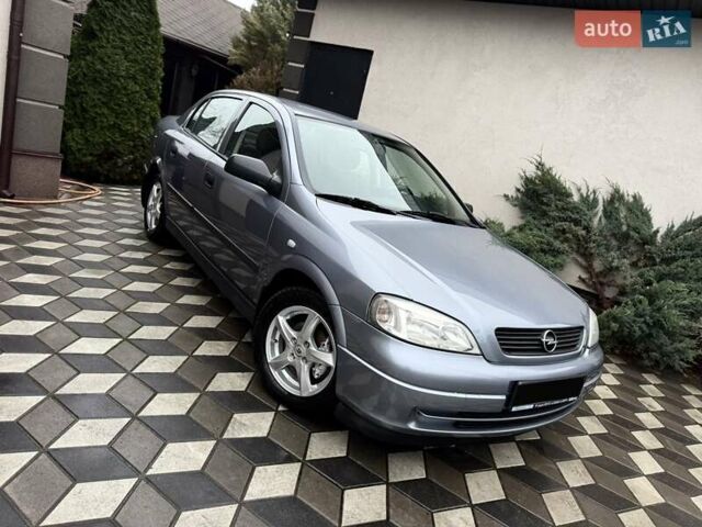 Сірий Опель Астра, об'ємом двигуна 1.6 л та пробігом 141 тис. км за 4950 $, фото 5 на Automoto.ua