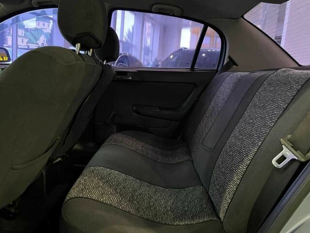 Сірий Опель Астра, об'ємом двигуна 1.4 л та пробігом 245 тис. км за 3650 $, фото 9 на Automoto.ua