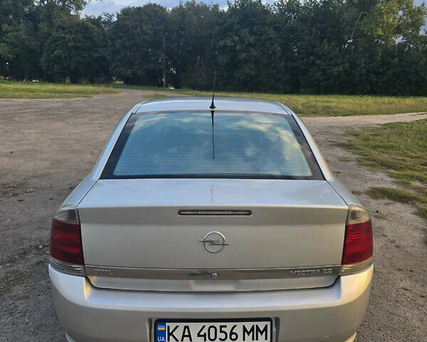 Сірий Опель Астра, об'ємом двигуна 2.2 л та пробігом 400 тис. км за 3800 $, фото 3 на Automoto.ua