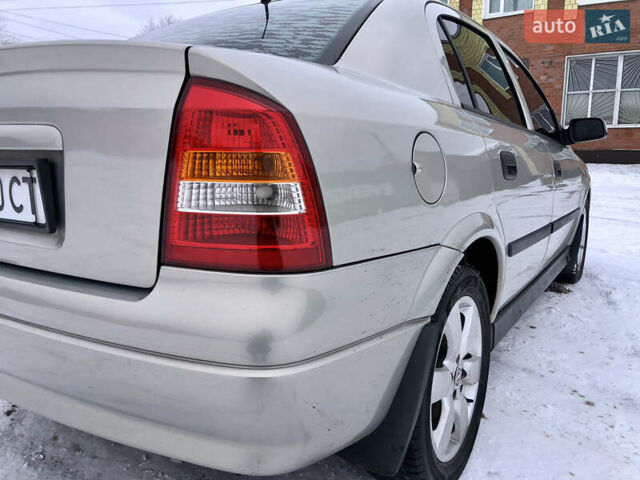 Сірий Опель Астра, об'ємом двигуна 1.6 л та пробігом 176 тис. км за 3499 $, фото 10 на Automoto.ua