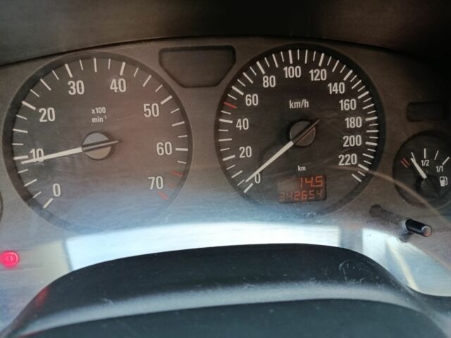 Серый Опель Астра, объемом двигателя 1.4 л и пробегом 342 тыс. км за 2200 $, фото 5 на Automoto.ua