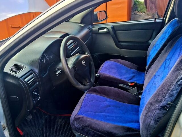 Сірий Опель Астра, об'ємом двигуна 1.6 л та пробігом 277 тис. км за 3199 $, фото 5 на Automoto.ua