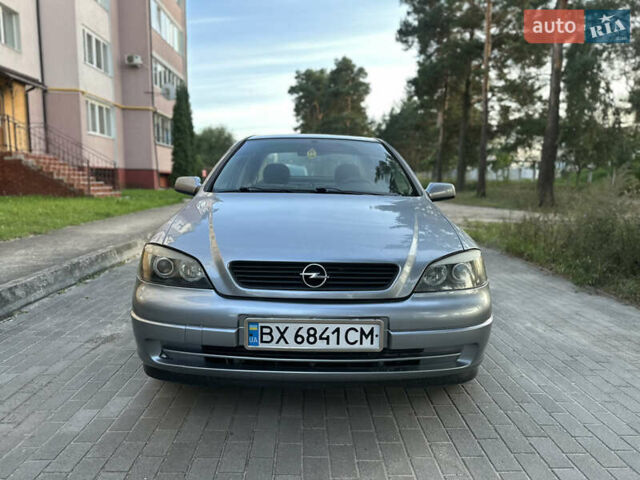 Серый Опель Астра, объемом двигателя 1.6 л и пробегом 150 тыс. км за 3350 $, фото 7 на Automoto.ua