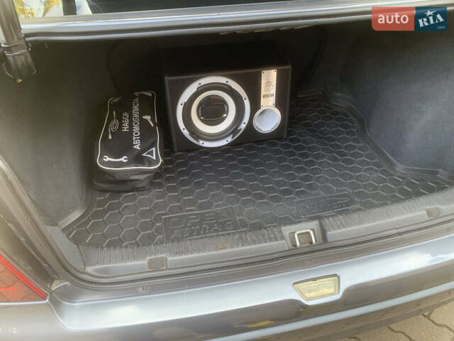 Серый Опель Астра, объемом двигателя 1.4 л и пробегом 266 тыс. км за 4500 $, фото 8 на Automoto.ua