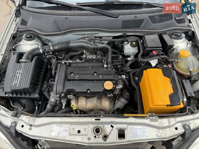 Опель Астра 2007 в Житомире на Automoto.ua Серый Опель Астра, объемом двигателя 1.39 л и пробегом 169 тыс. км за 3800 $, фото 8 на Automoto.ua