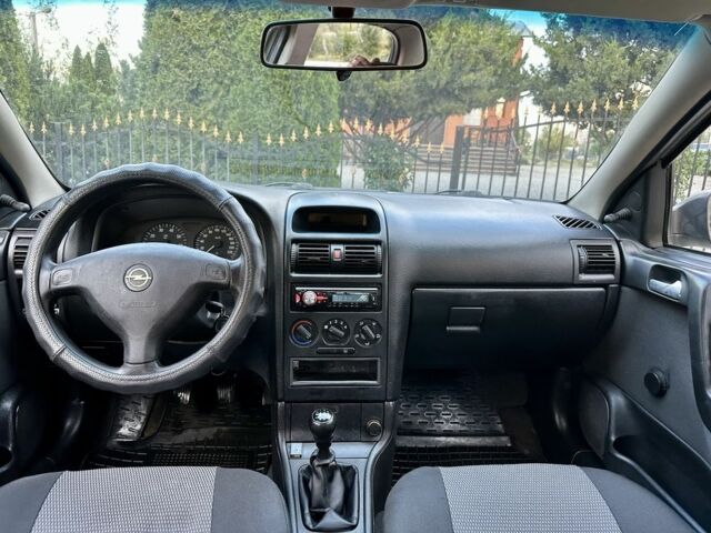 Опель Астра 2007 в Кропивницком (Кировограде) на Automoto.ua Серый Опель Астра, объемом двигателя 1.4 л и пробегом 212 тыс. км за 3750 $, фото 11 на Automoto.ua