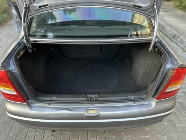 Сірий Опель Астра, об'ємом двигуна 1.6 л та пробігом 152 тис. км за 3250 $, фото 7 на Automoto.ua