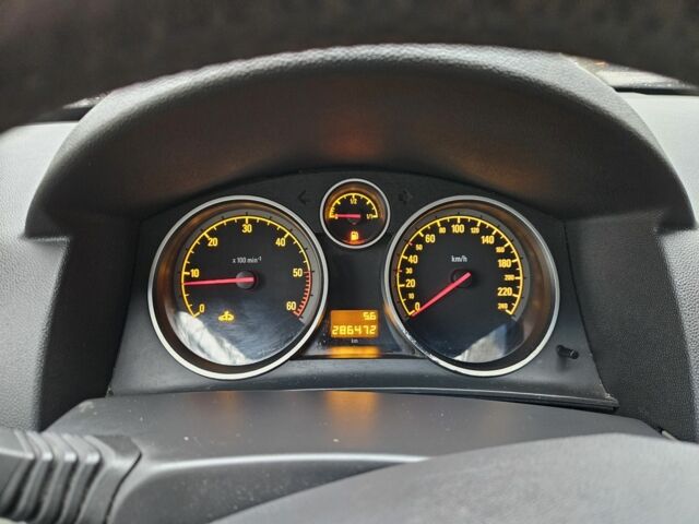 Сірий Опель Астра, об'ємом двигуна 1.3 л та пробігом 286 тис. км за 2350 $, фото 19 на Automoto.ua