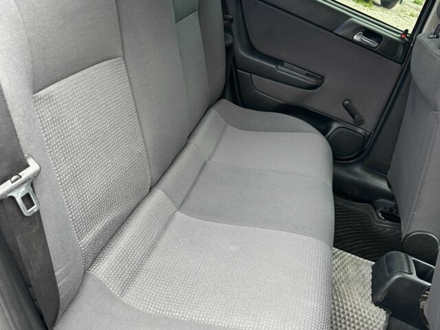 Серый Опель Астра, объемом двигателя 1.6 л и пробегом 283 тыс. км за 4000 $, фото 4 на Automoto.ua