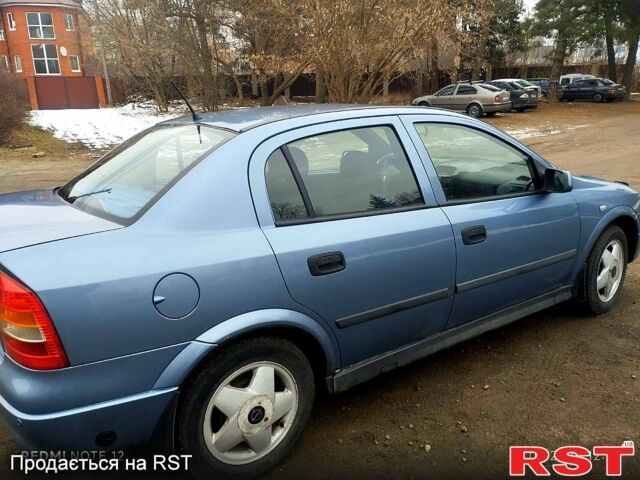 Серый Опель Астра, объемом двигателя 1.6 л и пробегом 220 тыс. км за 3100 $, фото 1 на Automoto.ua