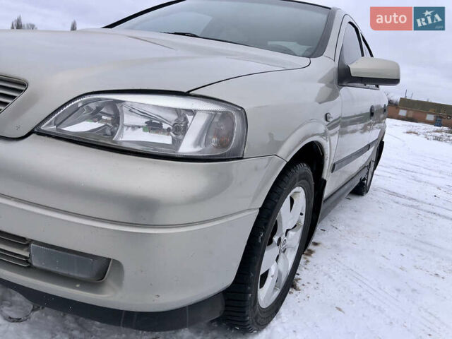 Сірий Опель Астра, об'ємом двигуна 1.6 л та пробігом 176 тис. км за 3499 $, фото 8 на Automoto.ua