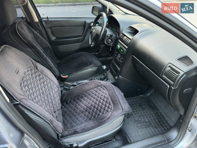 Сірий Опель Астра, об'ємом двигуна 1.6 л та пробігом 250 тис. км за 3600 $, фото 18 на Automoto.ua