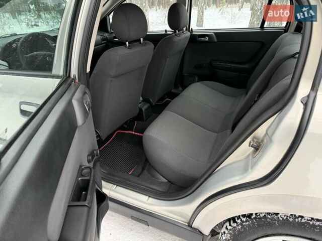 Сірий Опель Астра, об'ємом двигуна 1.6 л та пробігом 221 тис. км за 4000 $, фото 11 на Automoto.ua