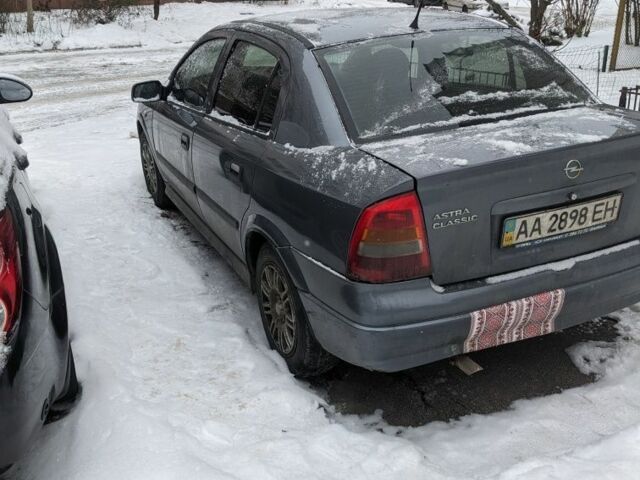 Серый Опель Астра, объемом двигателя 1.6 л и пробегом 280 тыс. км за 3500 $, фото 4 на Automoto.ua