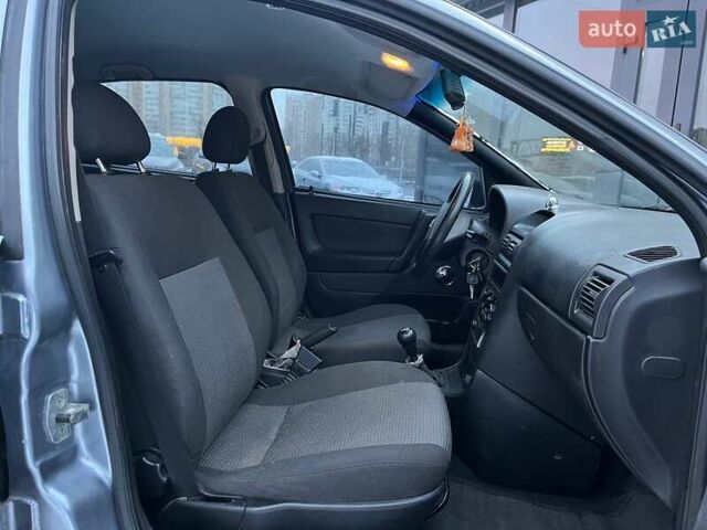 Серый Опель Астра, объемом двигателя 1.36 л и пробегом 335 тыс. км за 1990 $, фото 11 на Automoto.ua