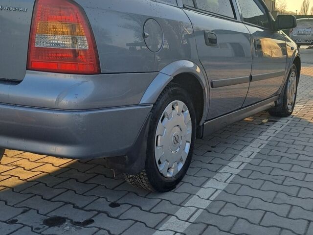 Серый Опель Астра, объемом двигателя 1.4 л и пробегом 173 тыс. км за 2900 $, фото 6 на Automoto.ua