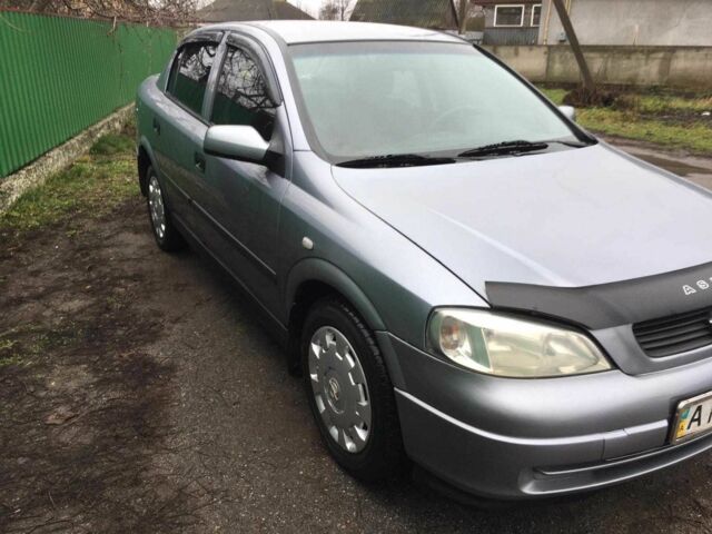 Сірий Опель Астра, об'ємом двигуна 1.4 л та пробігом 183 тис. км за 3700 $, фото 3 на Automoto.ua