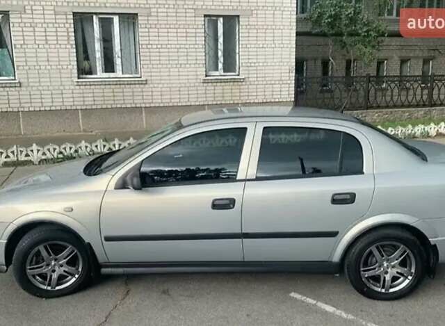 Сірий Опель Астра, об'ємом двигуна 1.6 л та пробігом 60 тис. км за 6600 $, фото 3 на Automoto.ua