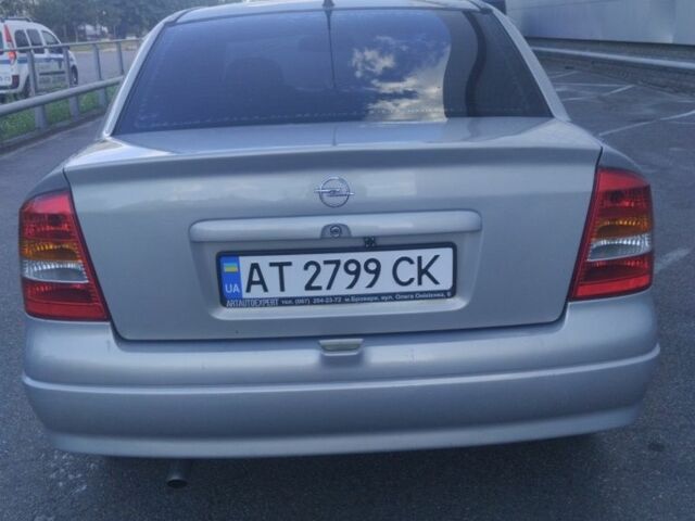 Серый Опель Астра, объемом двигателя 0 л и пробегом 330 тыс. км за 3200 $, фото 3 на Automoto.ua