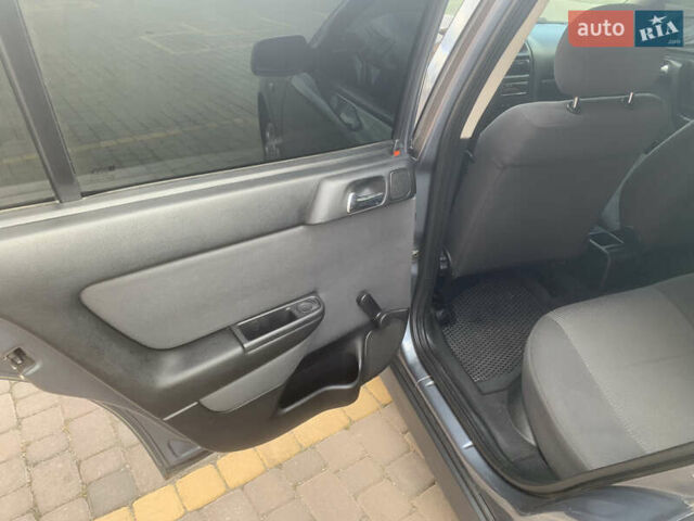 Серый Опель Астра, объемом двигателя 1.4 л и пробегом 266 тыс. км за 4500 $, фото 7 на Automoto.ua