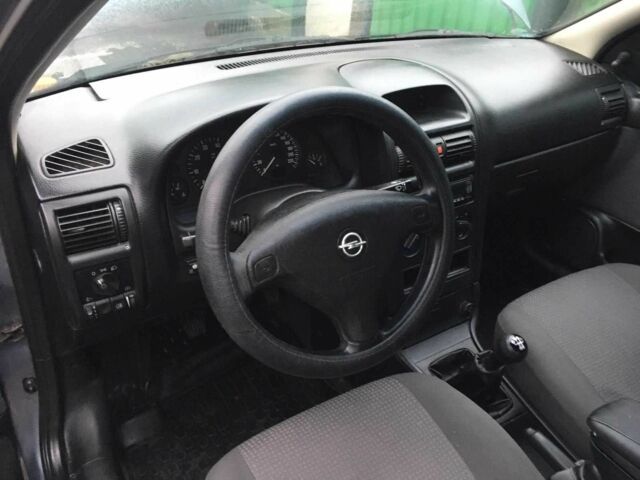 Сірий Опель Астра, об'ємом двигуна 1.4 л та пробігом 183 тис. км за 3700 $, фото 5 на Automoto.ua