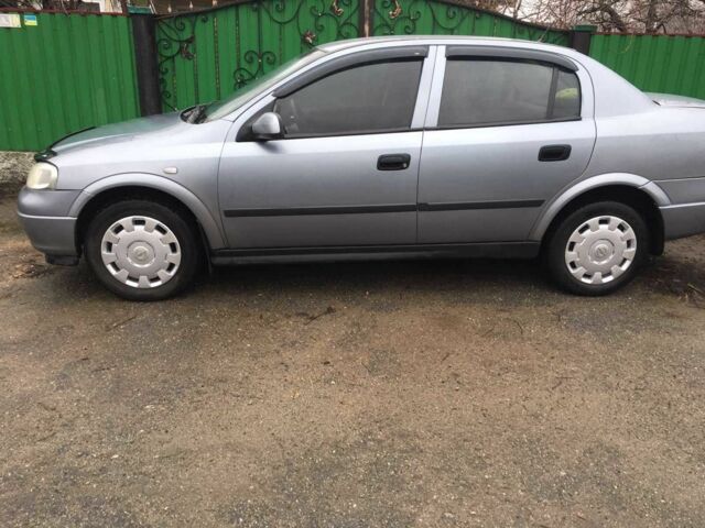 Сірий Опель Астра, об'ємом двигуна 1.4 л та пробігом 183 тис. км за 3700 $, фото 1 на Automoto.ua