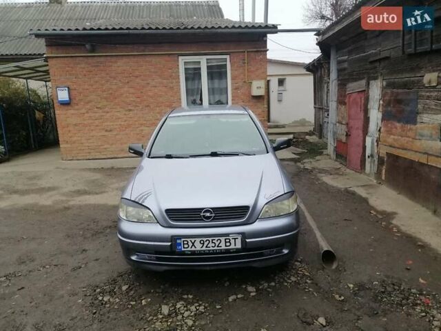 Серый Опель Астра, объемом двигателя 1.6 л и пробегом 202 тыс. км за 3300 $, фото 3 на Automoto.ua