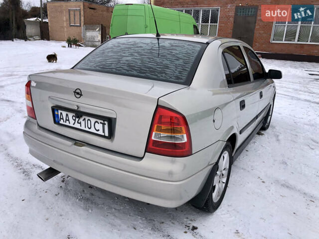Сірий Опель Астра, об'ємом двигуна 1.6 л та пробігом 176 тис. км за 3499 $, фото 4 на Automoto.ua