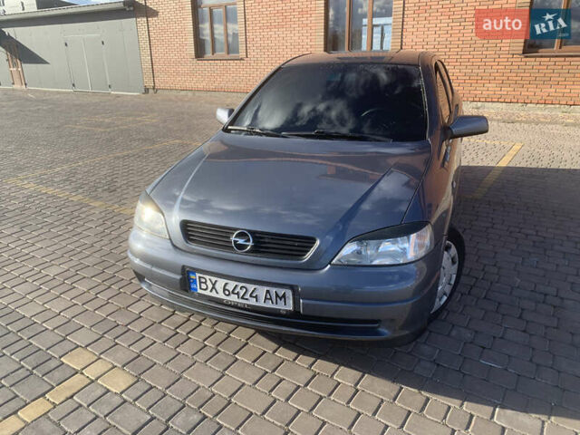 Серый Опель Астра, объемом двигателя 1.4 л и пробегом 266 тыс. км за 4500 $, фото 4 на Automoto.ua