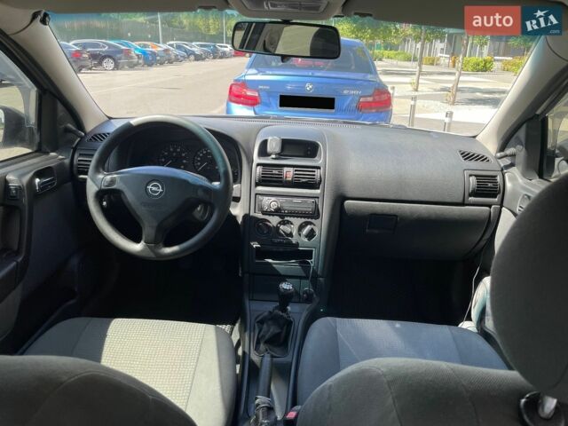 Сірий Опель Астра, об'ємом двигуна 1.4 л та пробігом 144 тис. км за 3500 $, фото 14 на Automoto.ua