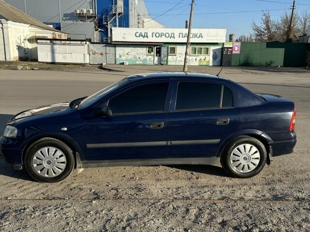 Серый Опель Астра, объемом двигателя 1.4 л и пробегом 225 тыс. км за 3650 $, фото 1 на Automoto.ua