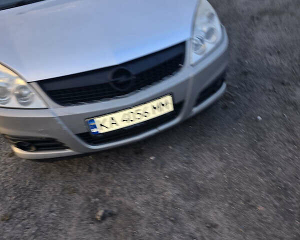 Сірий Опель Астра, об'ємом двигуна 2.2 л та пробігом 400 тис. км за 3800 $, фото 4 на Automoto.ua