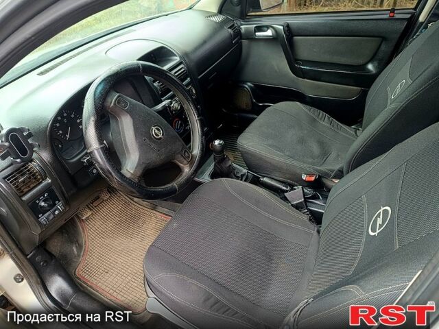 Сірий Опель Астра, об'ємом двигуна 1.6 л та пробігом 280 тис. км за 3600 $, фото 7 на Automoto.ua